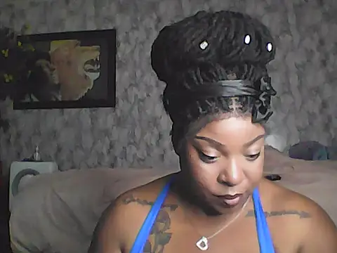 BellaBlaze25 online show from June 7, 7:06 pm