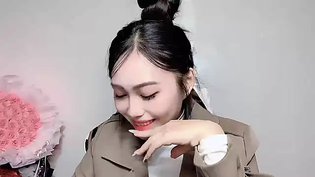 Lyly4757 online show from January 14, 5:57 am