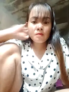 emilyzz online show from October 22, 1:11 pm