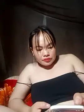 emilyzz online show from March 23, 2:10 pm