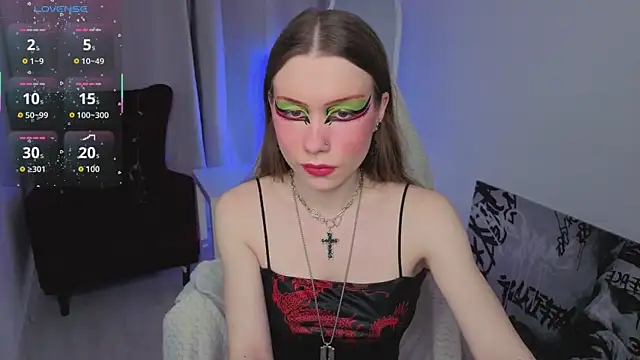 KarenSmitht online show from January 18, 1:59 pm