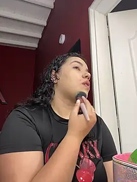 krisstenSantos online show from October 17, 11:57 am