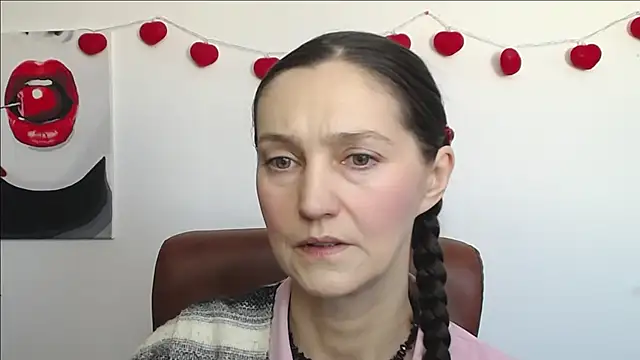 TayaFinch online show from February 21, 1:12 pm