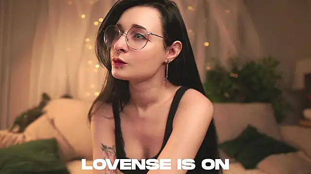 DarcyAspacio online show from February 1, 11:09 am