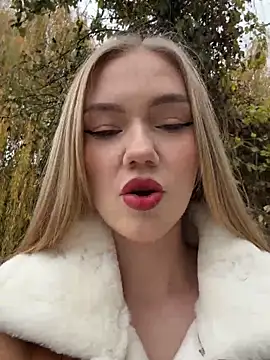 MilaMoone online show from November 14, 10:14 am