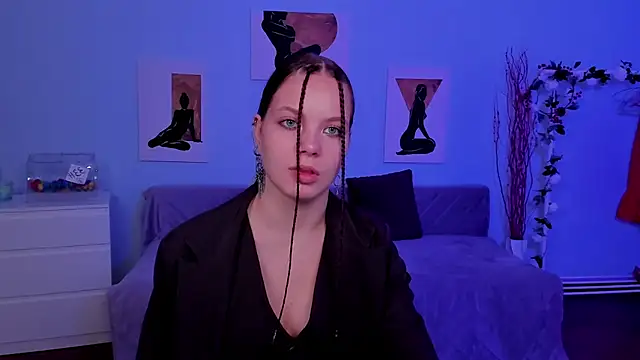 BetsyKiss online show from September 22, 5:09 am