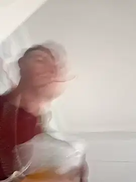 Snapshot of Bottz777 chatting on October 11, 9:13 pm Bottz777 online show from October 11, 9:13 pm