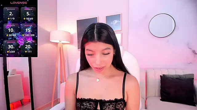 Tiffany Low online show from October 30, 1:23 pm