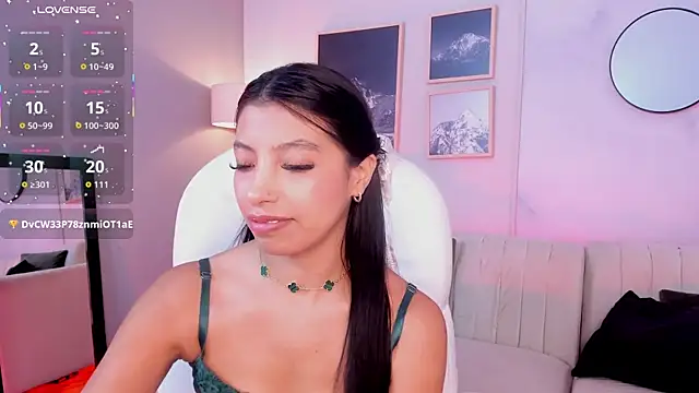 Tiffany Low online show from December 1, 1:27 pm