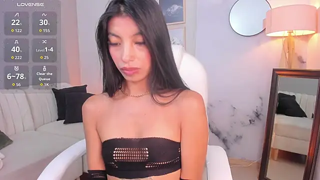 Tiffany Low online show from March 30, 2:07 pm