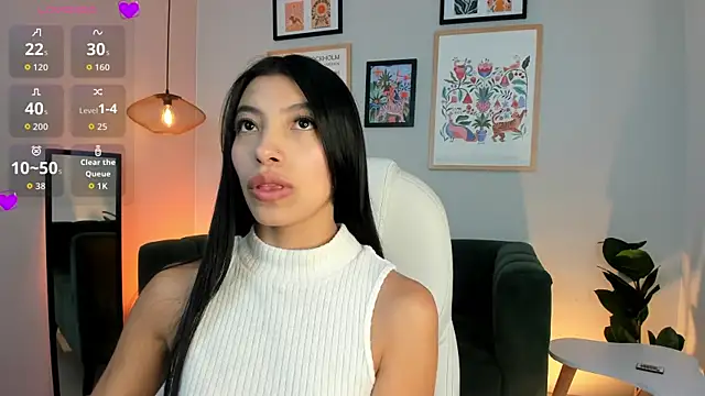 Tiffany Low online show from April 22, 4:30 pm