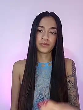 MiQeilaSweet online show from December 3, 11:36 pm