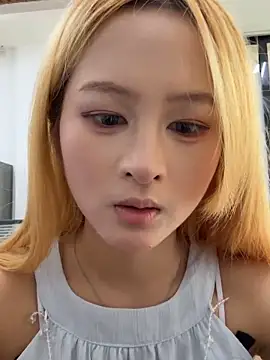 yuki june online show from September 21, 8:27 am