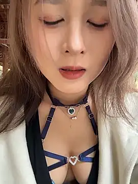 yuki june online show from January 16, 8:29 am