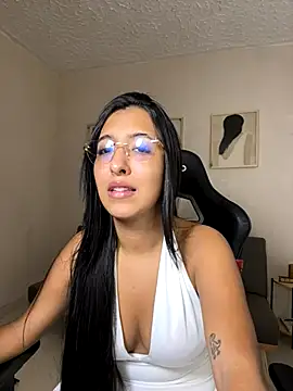 Snapshot of Valerygomez02 chatting on October 28, 7:16 pm Valerygomez02 online show from October 28, 7:16 pm