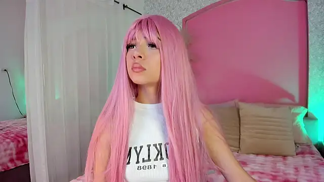 Peytonn Monroe online show from February 10, 8:02 pm