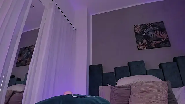 Peytonn Monroe online show from June 25, 8:02 pm