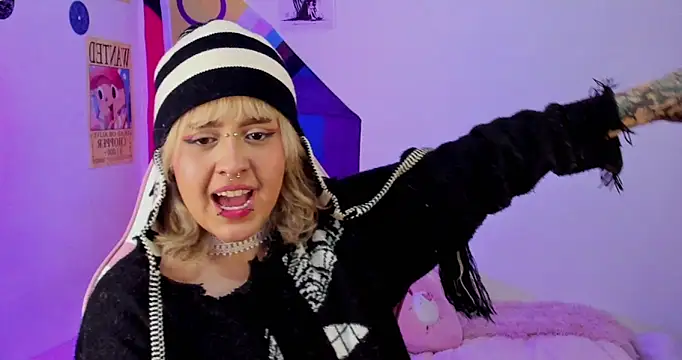 NekoWaifu online show from January 7, 3:03 pm