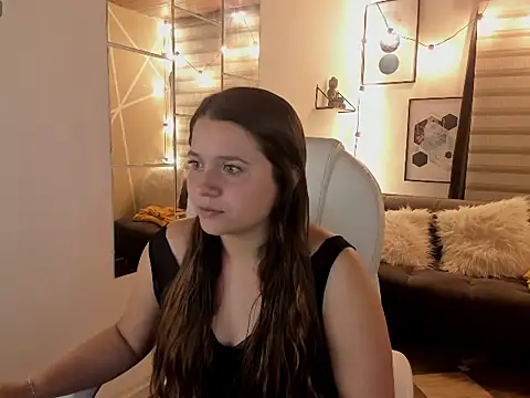 sophiee09  online show from October 15, 2:33 am