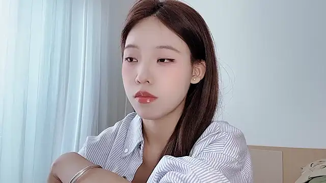 Meng 777 online show from February 4, 8:20 am