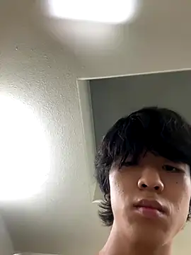 Snapshot of aa135777 chatting on October 20, 10:38 am aa135777 online show from October 20, 10:38 am