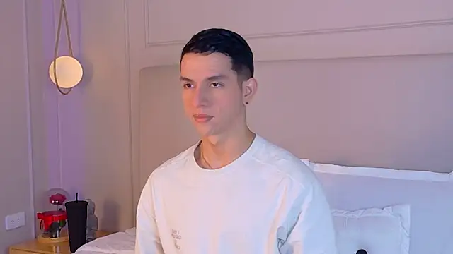 ZaneDawson online show from November 7, 4:23 am