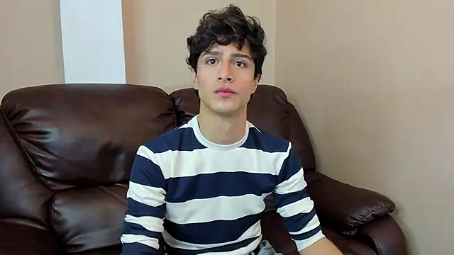 Xam Collen online show from December 20, 4:58 pm