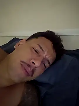 Snapshot of maicon9339 chatting on October 27, 5:22 am maicon9339 online show from October 27, 5:22 am