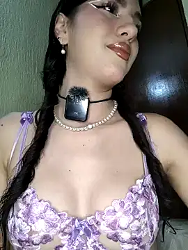 Emily-hottson online show from October 19, 6:58 am