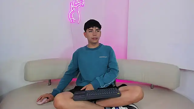 Peter chase online show from October 4, 6:50 pm