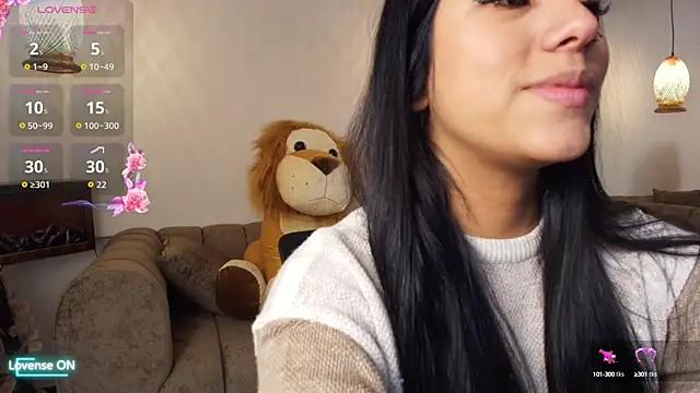 Snapshot of Cristal_DIM chatting on October 7, 8:17 pm Cristal DIM online show from October 7, 8:17 pm
