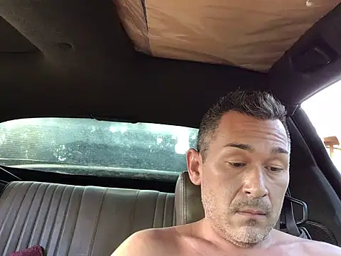 Snapshot of countryboi2002 chatting on October 26, 10:15 pm countryboi2002 online show from October 26, 10:15 pm