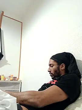 Mikaaa97 online show from December 16, 6:51 am