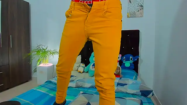 Zacktorres  online show from September 30, 11:10 pm