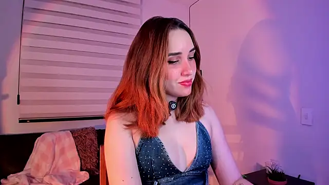 SarahCastillo  online show from October 24, 5:37 am