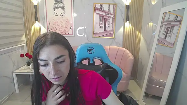 Maily a  online show from January 6, 3:43 am