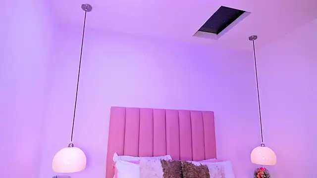 Amy Ferreira online show from October 24, 3:14 am