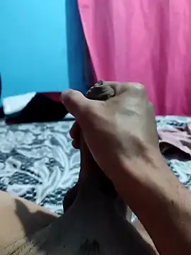 Snapshot of elflacodel25 chatting on September 21, 2:35 am elflacodel25 online show from September 21, 2:35 am