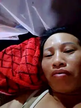 donna-bae online show from March 21, 8:45 pm