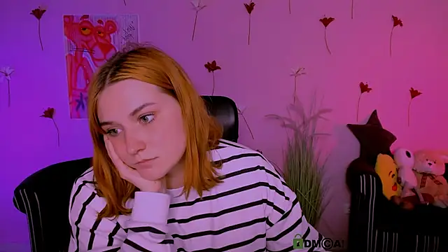 casey meow  online show from April 6, 9:10 am