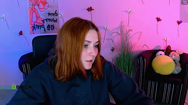 casey meow  online show from April 19, 9:08 am