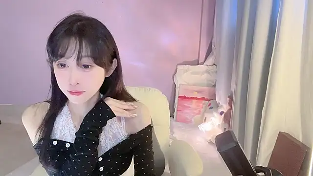 ai-ai-mi online show from November 11, 5:07 am