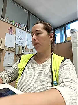 bichota85 online show from October 28, 11:03 am