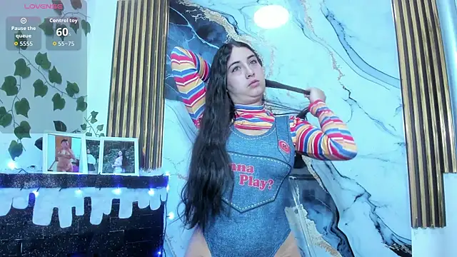 brittanyy20 online show from December 20, 7:15 am