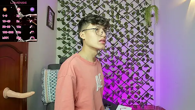 bellmontneon online show from January 14, 1:28 pm