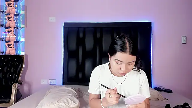 LunaWiill  online show from November 8, 12:16 pm