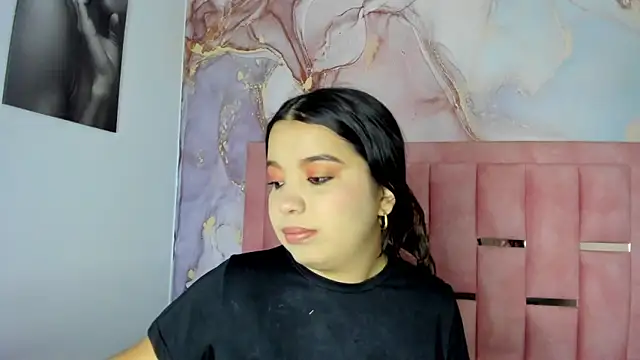 LunaWiill  online show from November 27, 12:07 pm