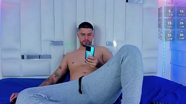 Snapshot of Jacob19_ chatting on November 4, 3:16 am Jacob19  online show from November 4, 3:16 am