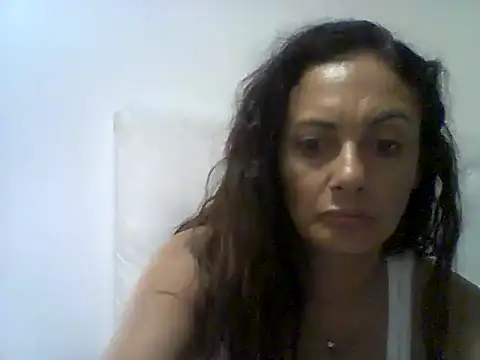 Snapshot of dulcefanny chatting on February 7, 6:28 am dulcefanny online show from February 7, 6:28 am