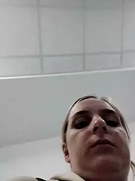 Snapshot of Tatka95 chatting on September 17, 6:48 am Tatka95 online show from September 17, 6:48 am
